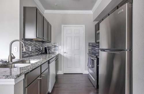 Richmond Apartamento | Landing at Residences at River Park West - 2 Be...