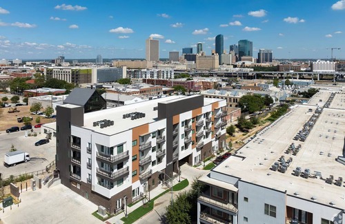 Fort Worth Apartamento | Landing at Skyview at Crawford - 1 Bedroom in F...