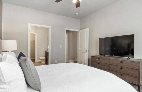 Johns Island Apartamento | Landing at The Apartments at Shade Tree - 2 Bedrooms in Downtown Charleston