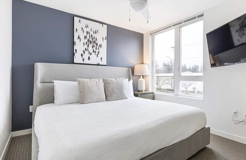 Gresham Apartamento | Landing at The Archibald - 1 Bedroom in Downtown Gresham