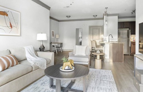 Northeast Carrollton Apartamento | Landing at The Avenues at Carrollton - 2 Bedrooms in Northeast Carrollton