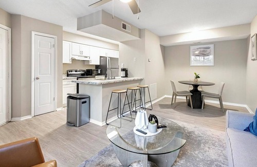 Church Street Apartamento | Landing at The Hub at 934 - 1 Bedroom in Riverdale