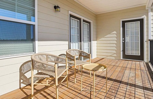 Greensboro Apartamento | Landing at The Plantation at Pleasant Ridge - 2 Bedrooms in Downtown Greensboro