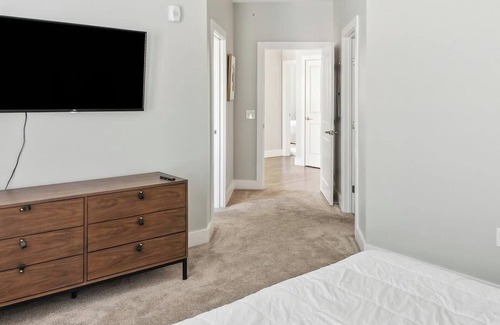 Roselawn Finance Apartamento | Landing at The Red Apartments - 2 Bedrooms in Madisonville