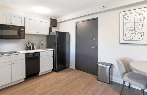 St. Petersburg Apartamento | Landing at The Wayland - 1 Bedroom in Downtown ...