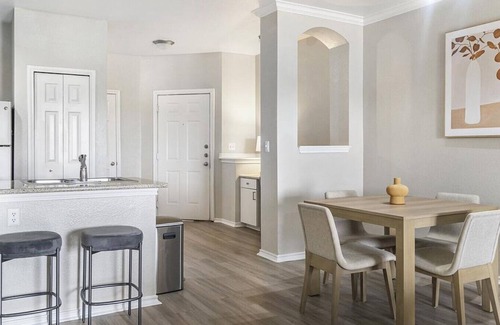 Lewisville Apartamento | Landing at Villas of Vista Ridge - 3 Bedrooms in Downtown Lewisville