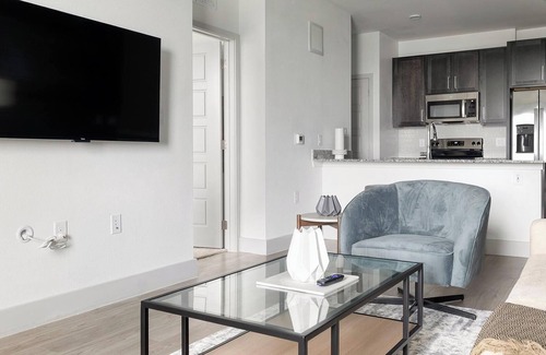 Austin Apartamento | Landing | Incredible 1BD, Pool, Gym