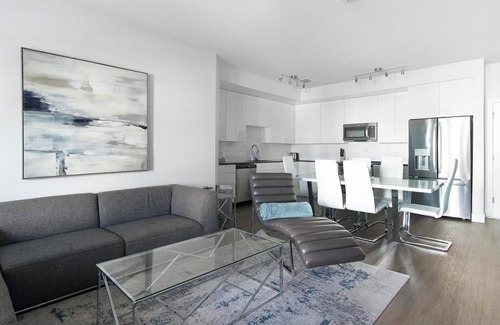 Port Tampa City Apartamento | Landing | Chic 1BD, Clubhouse, Pool