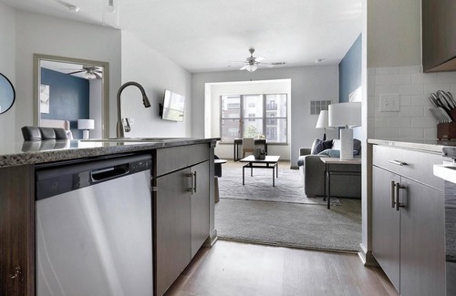 Paw Creek Apartamento | Landing | Beautiful 1BD, Clubhouse, Gym