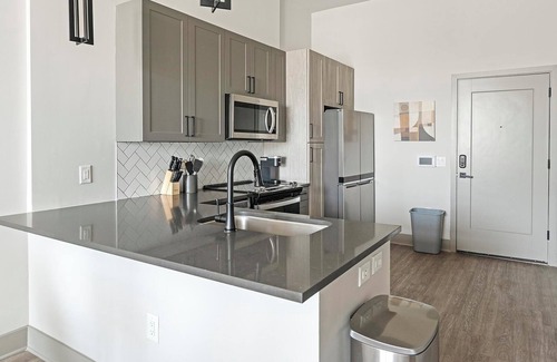 Nashville Apartamento | Landing at Abberly Foundry - 1 Bedroom in Watki...
