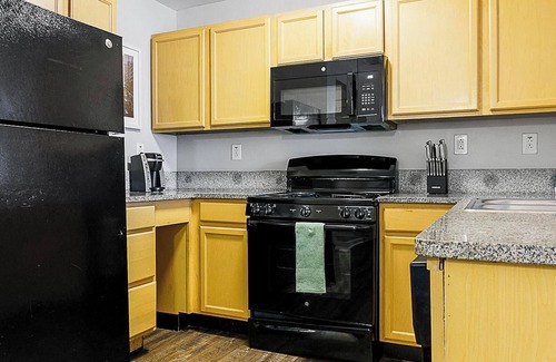 Downtown Indianapolis Apartamento | Landing | Beautiful 1BD, Rooftop Lounge, Gym