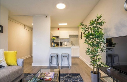St. Petersburg Apartamento | Landing | Beautiful Studio, Yoga Studio, Courtyard