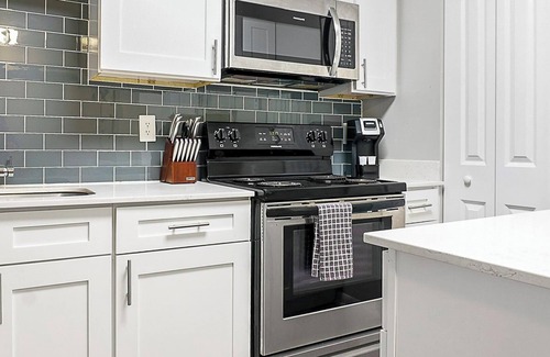 Indianapolis Apartamento | Landing | Chic 1BD, Gym, Courtyard