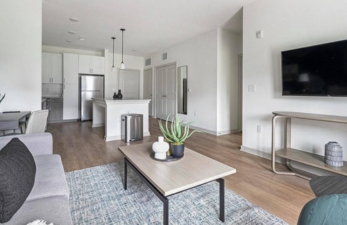 Jacksonville Apartamento | Landing | Chic 1BD, Gym, Clubhouse