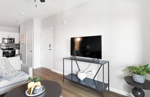 Townsite Apartamento | Landing | Chic 1BD, Rooftop Lounge, Pool
