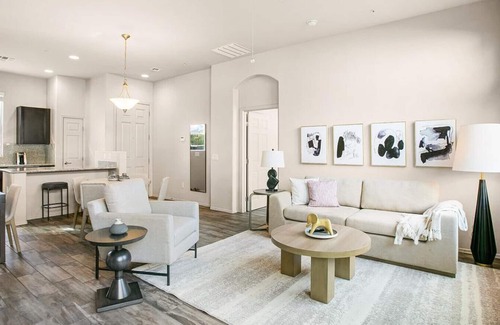 Allen Apartamento | Landing | Chic 1BD, Clubhouse, Game Room