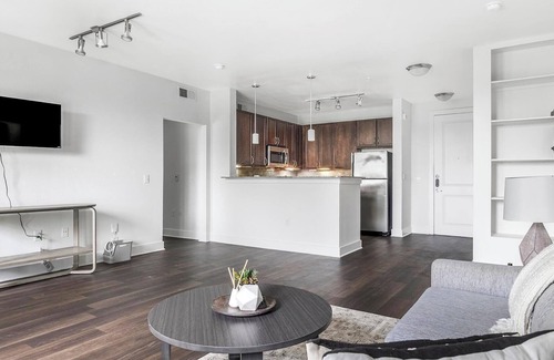 Irving Apartamento | Landing | Spectacular 2BD, Gym, Clubhouse