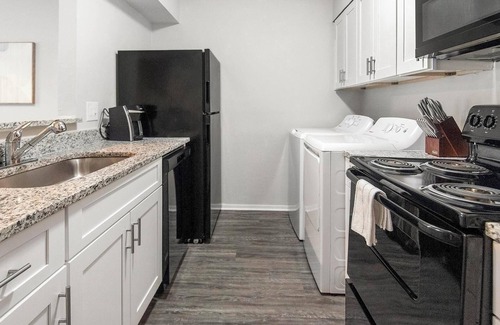 Cordova Apartamento | Landing | Chic 2BD, Game Room, Clubhouse