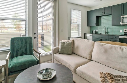 Northside Apartamento | Landing | Stunning Studio, Clubhouse, Pool