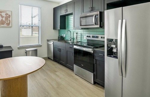 Northside Apartamento | Landing | Stunning Studio, Clubhouse, Pool
