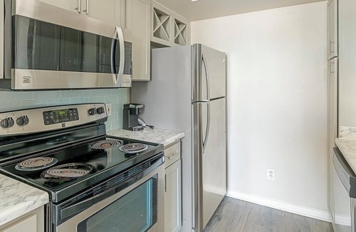 Briarforest Apartamento | Landing | Incredible 1BD, Gym, Pool