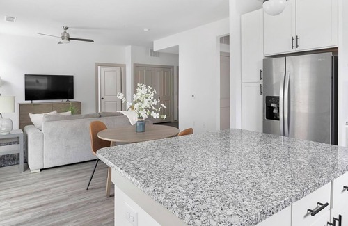 Fort Worth Apartamento | Landing at Skyline Prairie - 2 Bedrooms in Fort...