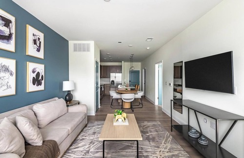 Wilmington Apartamento | Landing | Modern 1BD, Gym, Pool