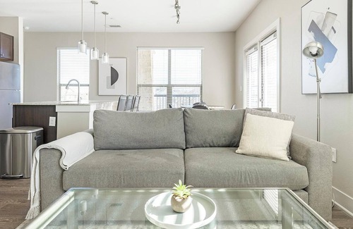 Gruene Apartamento | Landing | Amazing 2BD, Game Room, Pool