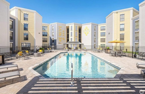 Mid City North Apartamento | Landing at The Hive - 2 Bedrooms in Mid City North