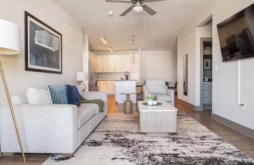 Florida Central Atlantic Coast Apartamento | Landing | Spectacular 2BD, Pool, Gym