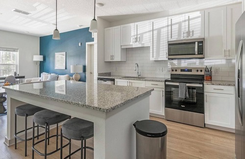Jacksonville Apartamento | Landing at Palmhouse - 2 Bedrooms in Rolling Hills