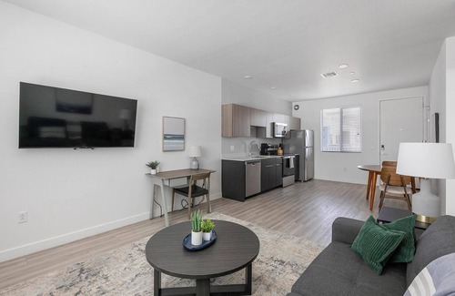 Goodyear Apartamento | Landing | Spectacular 1BD, Yoga Studio, Clubhouse