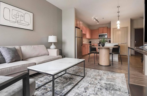 St. Louis Apartamento | Landing | Spectacular 1BD, Courtyard, Gym