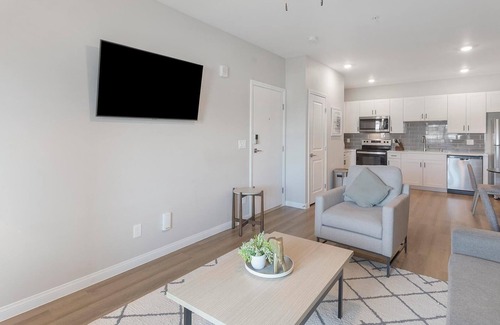Townsite Apartamento | Landing | Spectacular 2BD, Pool, Rooftop Lounge