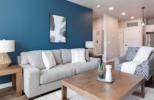Goodyear Apartamento | Landing | Spectacular 2BD, Clubhouse