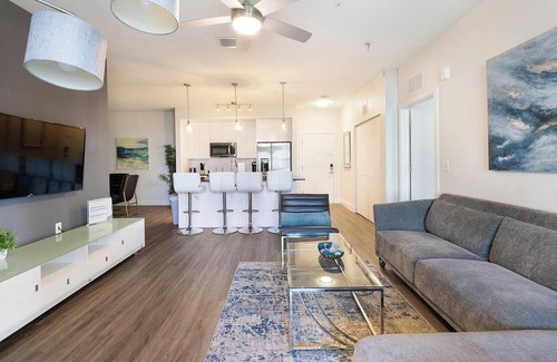 Port Tampa City Apartamento | Landing | Spectacular 2BD, Pool, Gym