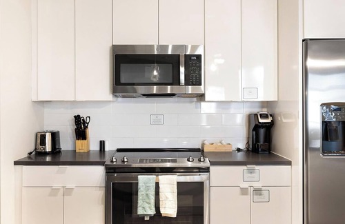 Port Tampa City Apartamento | Landing | Spectacular 2BD, Pool, Gym