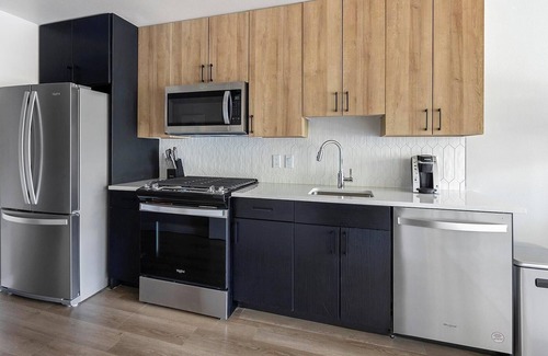 Englewood Apartamento | Landing | Spectacular Studio, Gym, Rooftop Lounge