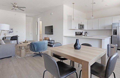 Oro Valley Apartamento | Landing | Spectacular 2BD, Pool