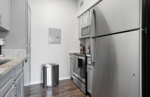 Pipers Meadow Apartamento | Landing | Stunning 1BD, Gym, Clubhouse