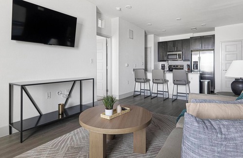 Austin Apartamento | Landing | Stunning 1BD, Pool, Gym