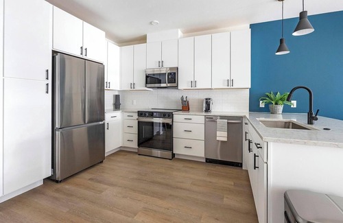 Civic Center Apartamento | Landing | Stunning 1BD, Rooftop Lounge, Gym