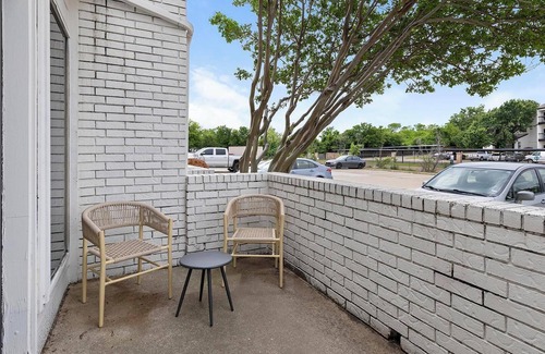 Fort Worth Apartamento | Landing | Stunning 1BD, Pool, Gym