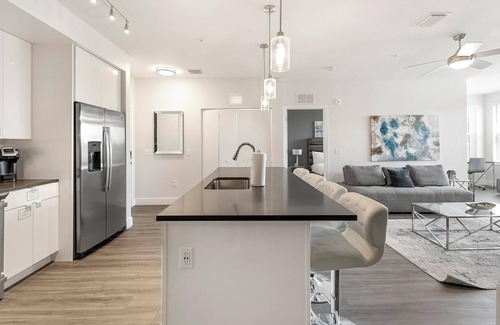 Port Tampa City Apartamento | Landing | Stunning 2BD, Clubhouse, Gym