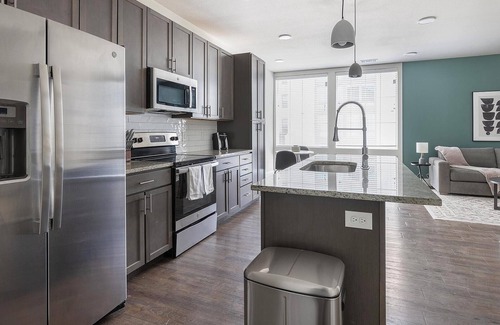 Stone Oak Apartamento | Landing | Stylish 1BD, Gym, Game Room