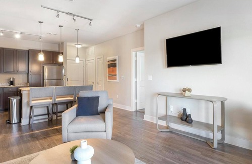 Gruene Apartamento | Landing at Lakeview Villas - 2 Bedrooms in New ...