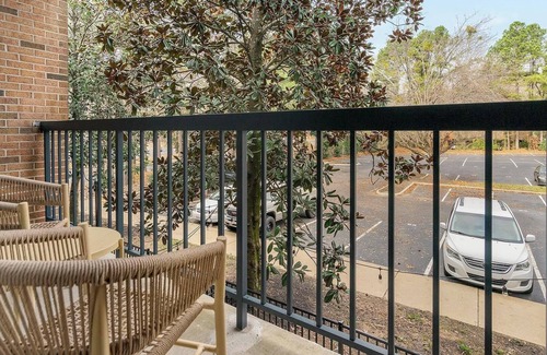 Northeast Raleigh Apartamento | Landing | Stylish Studio, Pool, Gym