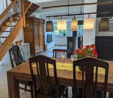 Himbergen Apartamento | Landleben Eichenhof