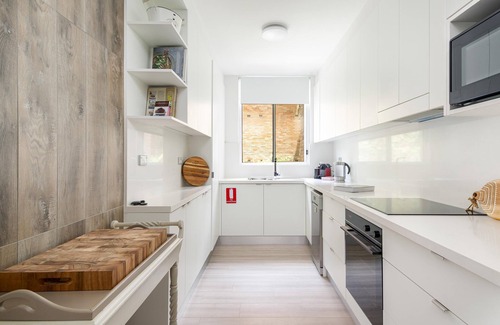 Artarmon Apartamento | Lane Cove - LON08 - Longueville Road - Modern 2BR with Garden, Terrace Balcony in Leafy Lane Cove