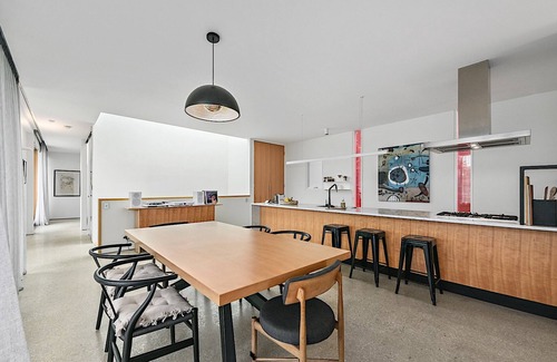 Launceston CBD Casa | Lane House: 2 BR, 2 BA House in Launceston, Sleeps 4